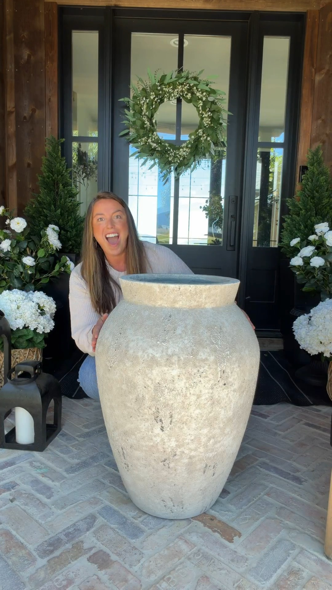 #ad ✨ A little end-of-summer reset for our home! August is when I take stock of what's working in each room, and these Wayfair finds are the pieces doing the heavy lifting right now. I mean these vases? Next level.

If you've been meaning to give a space in your home a refresh before the busy season starts, consider this your sign.
@wayfair #WayfairPartner #Wayfair
 
 #LTKSeasonal #LTKHome #LTKSaleAlert