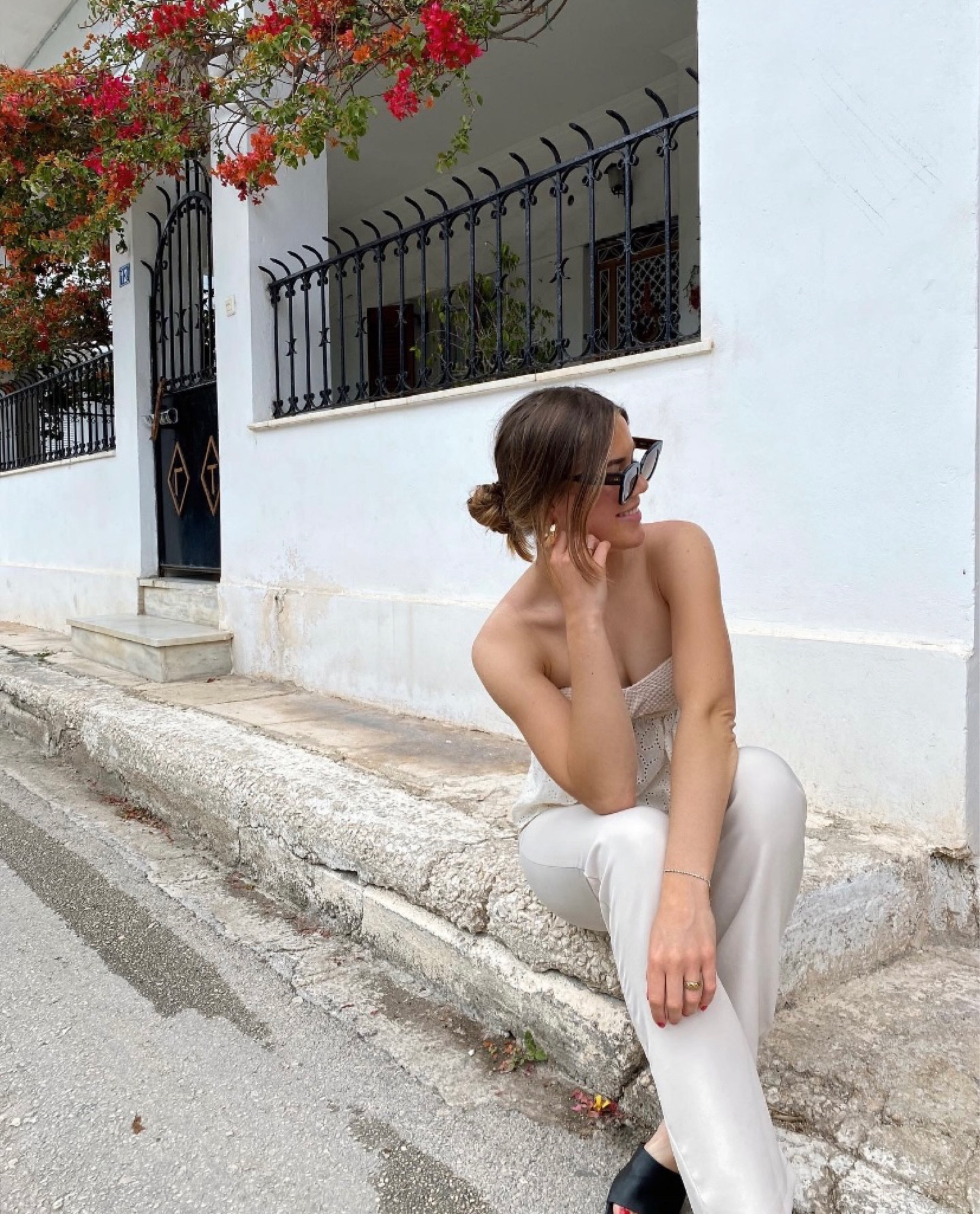 Holiday fit 🐚 summer chique bandeau top pantalon sunglasses 

#LTKFind #LTKtravel #LTKSeasonal