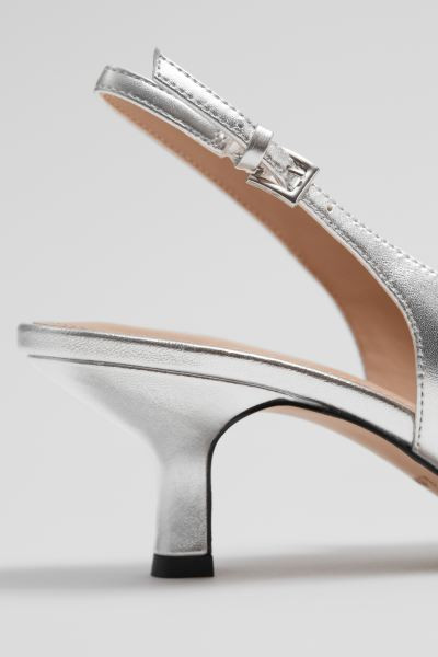 Slingback Point-Toe Pumps - Silver - Ladies | H&M GB | H&M (UK, MY, IN, SG, PH, TW, HK)