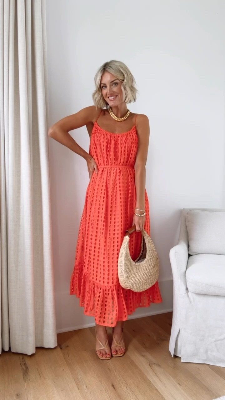 Love this bright color! Wearing XS!

Loverly Grey, summer dress, vacation looks, beach dress 

#LTKStyleTip #LTKSummerEdit #LTKSeasonal