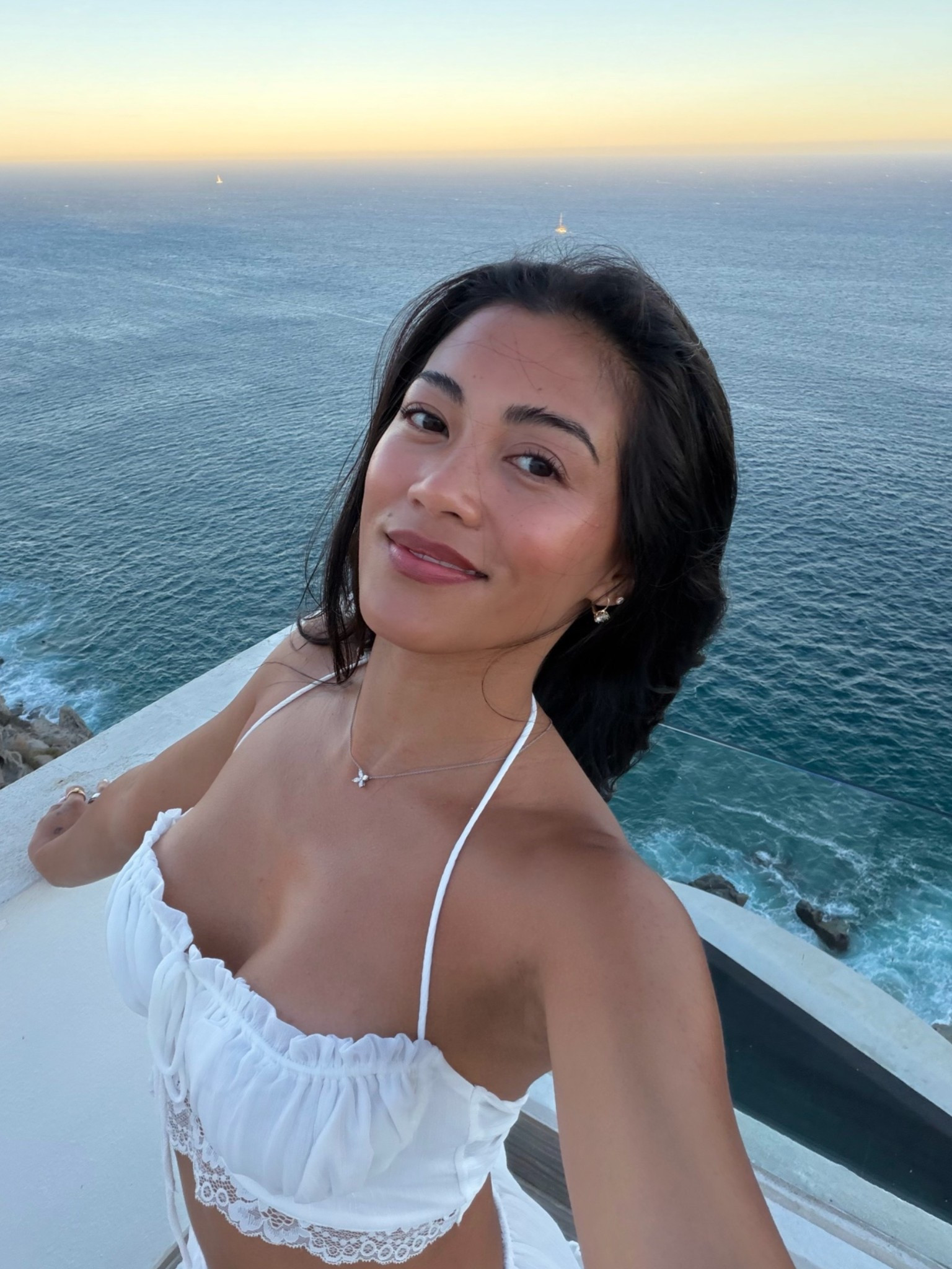 my summer makeup 🤍

#LTKBeauty #LTKgrwm #LTKTravel