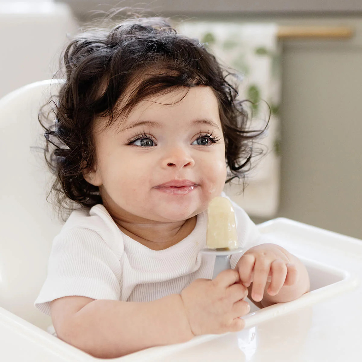 Tiny Pops / Silicone Popsicle Mold for Babies / Breastmilk Freezing | ezpz