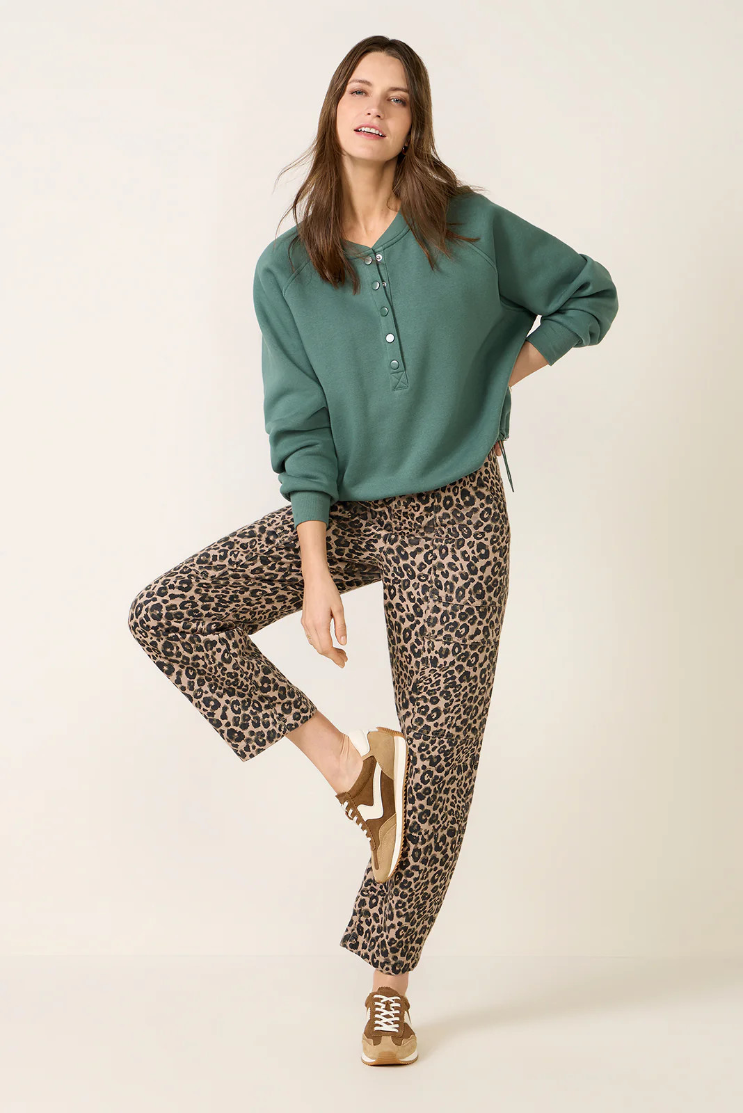 LNA Women's Joey Henley Sweatshirt, Size XL, Green | Evereve