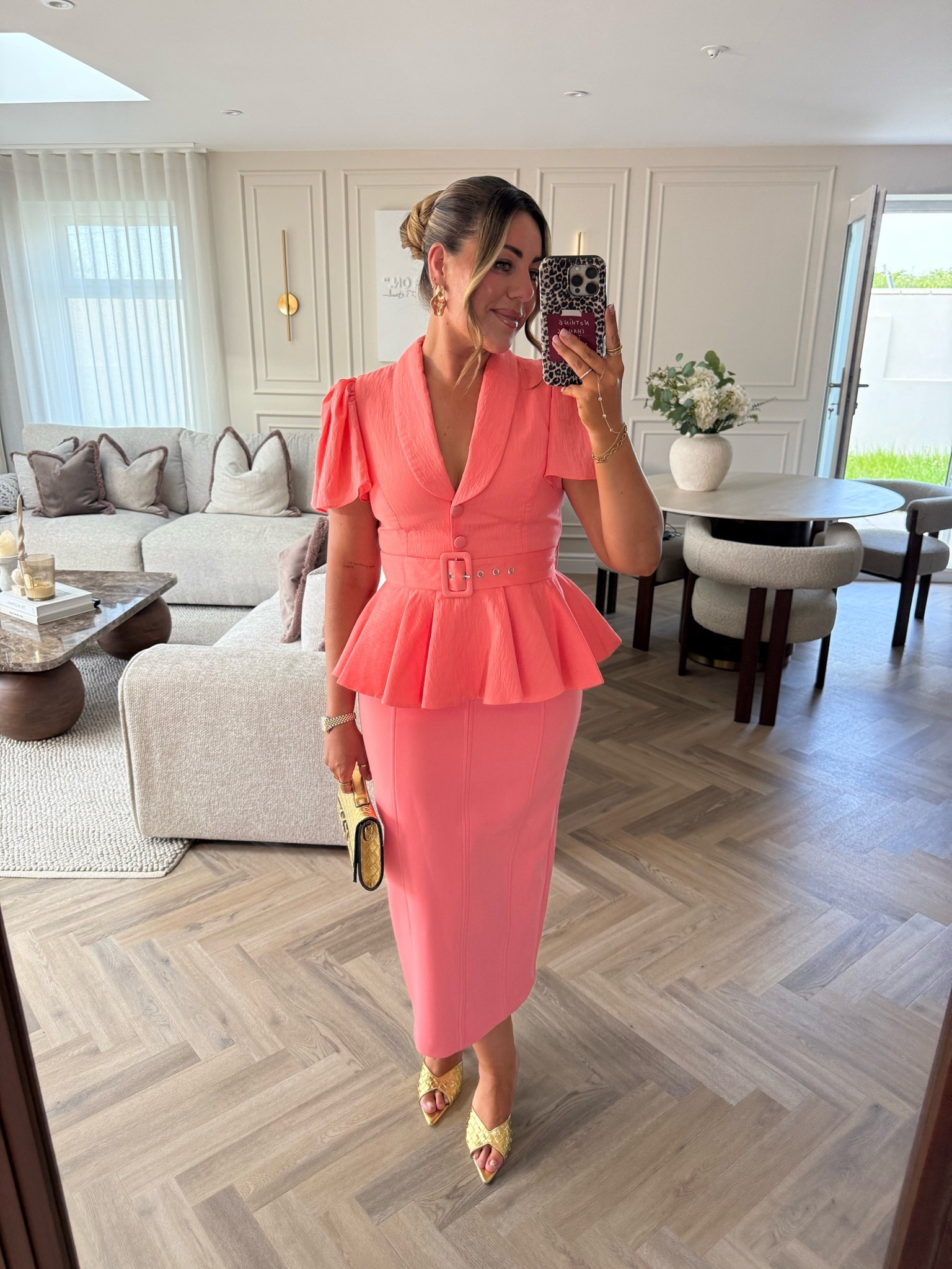 Wearing size 10, fits like a glove

#LTKsummer #LTKwedding #LTKpartywear