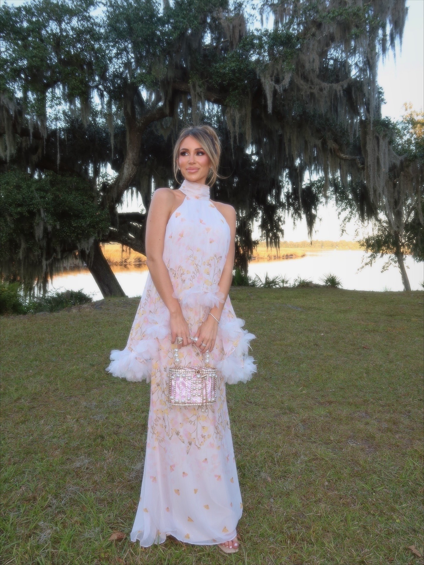 Felt like a princess in this dress!!! 🩰✨ wearing an XS but should have done XXS (for reference)

Wedding guest dress. Pink. Formal gown. Revolve. Dresses. Black tie

#LTKWedding #LTKSeasonal