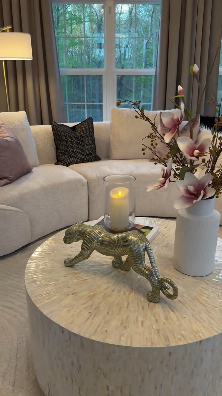 Comment “Shop” for the links to be sent to your DM🛍️

🗣️Follow @dollhouse_interiors for more home decor inspirations.

⭐️Leave a Comment, Like, Share and Repost.
#homedecor #beautifulhomes #decorideas #glam #homedecorideas