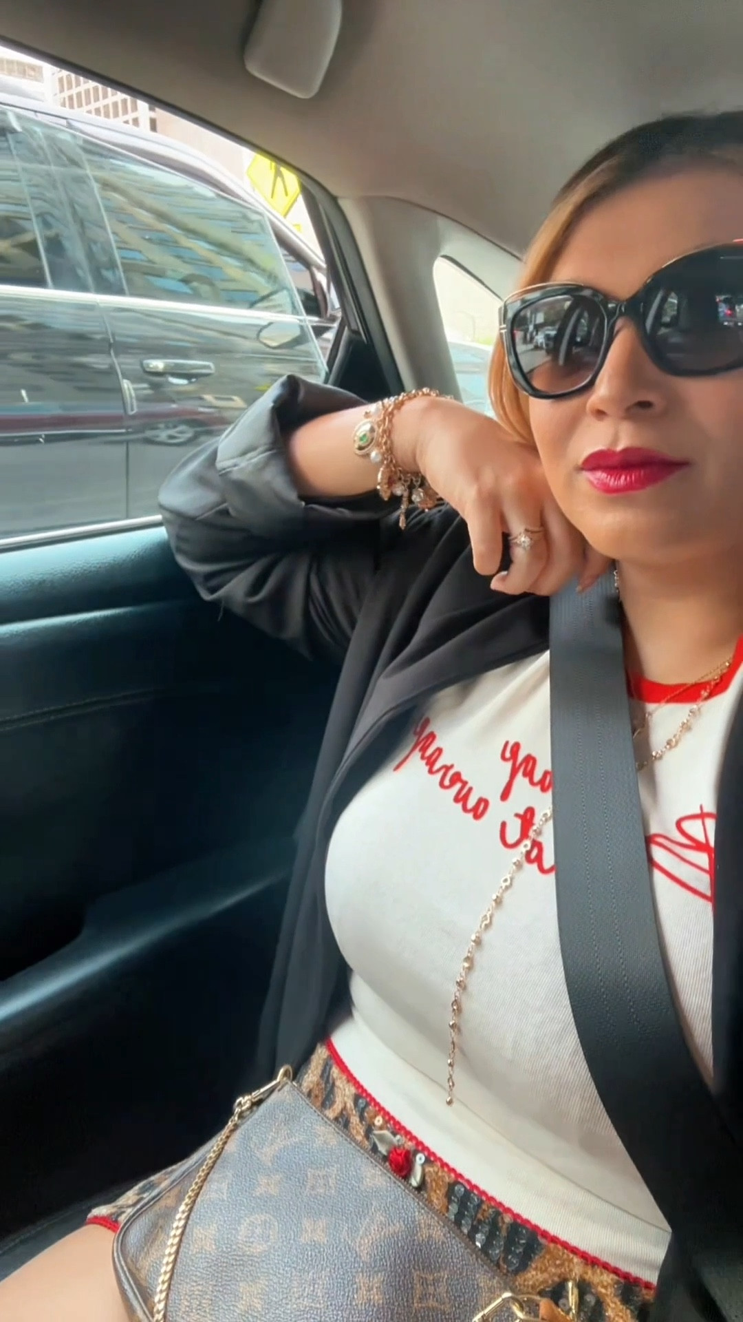 2025, you taught me that growth comes from consistency, not perfection 🌱 So grateful for everyone who’s supported me along the way—your love doesn’t go unnoticed 🤍 If you’re into a positive mindset, healthy lifestyle habits, and supporting women, I’d love to have you here ✨ Let’s grow together.

#2025recap #growthmindset #womenempowerment #womensupportingwomen #becomingher

#LTKselfcare