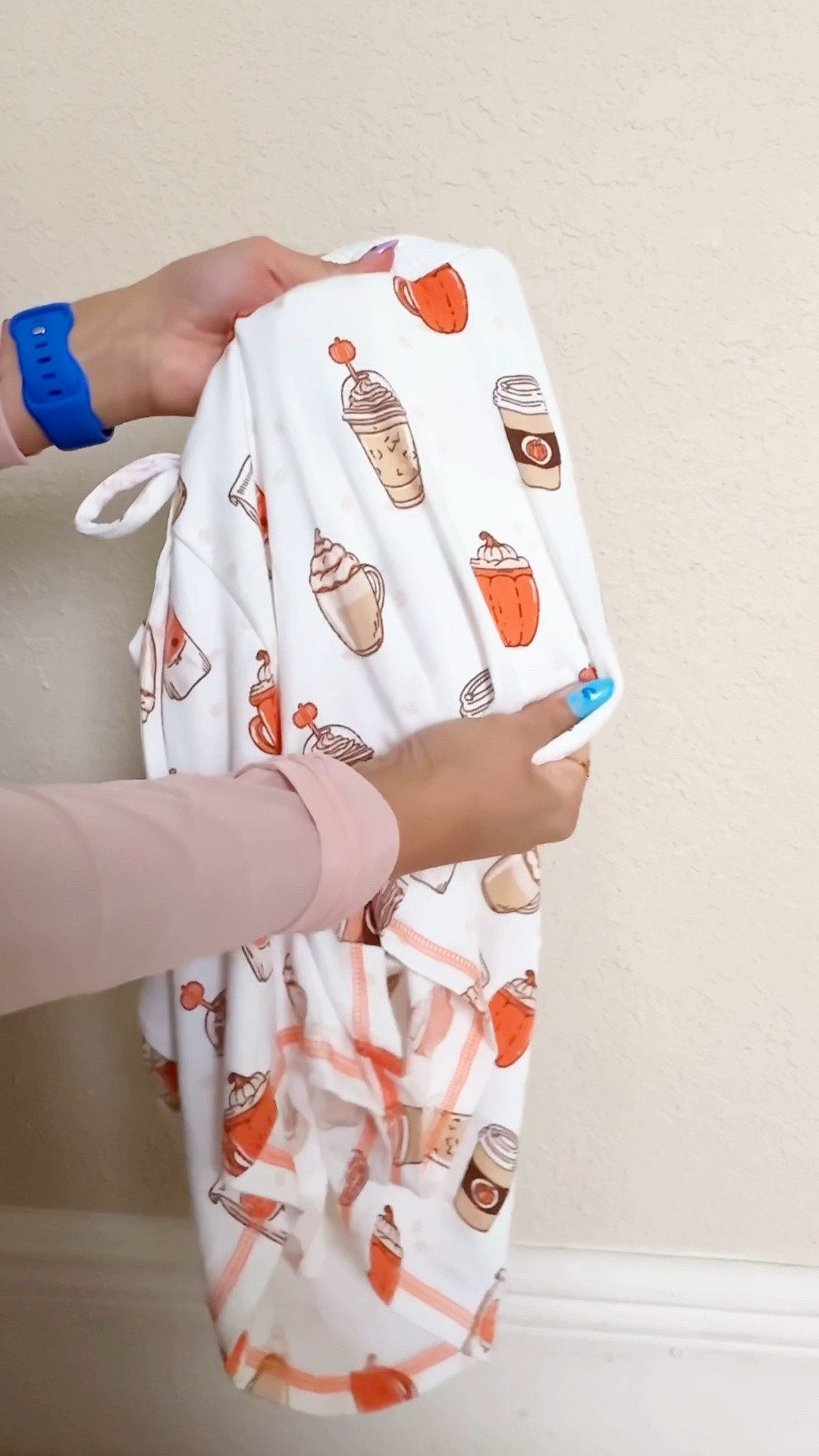 The cutest fall pajama set form @Walmart 🍂 

Super stretchy and soft material and short with pockets — yay!

I’ve linked a few other cute fall accessories that would look darling with this set 🤍

Follow me for more ✨

women’s pajamas • fall pajamas • Halloween pajamas • pumpkin pajamas • seasonal pajamas • cute women’s pajamas • soft pajamas • cozy pajamas • pumpkin spice pajamas

#LTKootd #LTKmorningroutine #LTKSeasonal