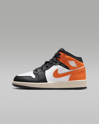 Air Jordan 1 Mid Big Kids' Shoes | Nike (US)