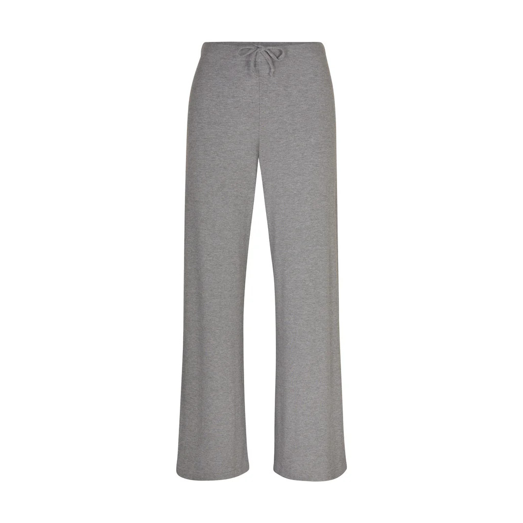 SOFT LOUNGE SLEEP PANT | SKIMS (US)