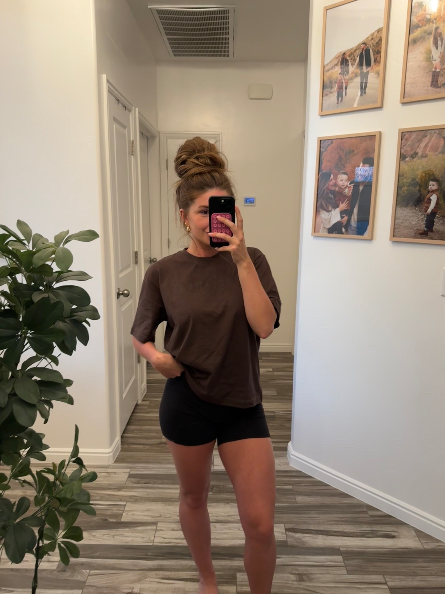 Size small in Nike top
Size medium in skims boxer 