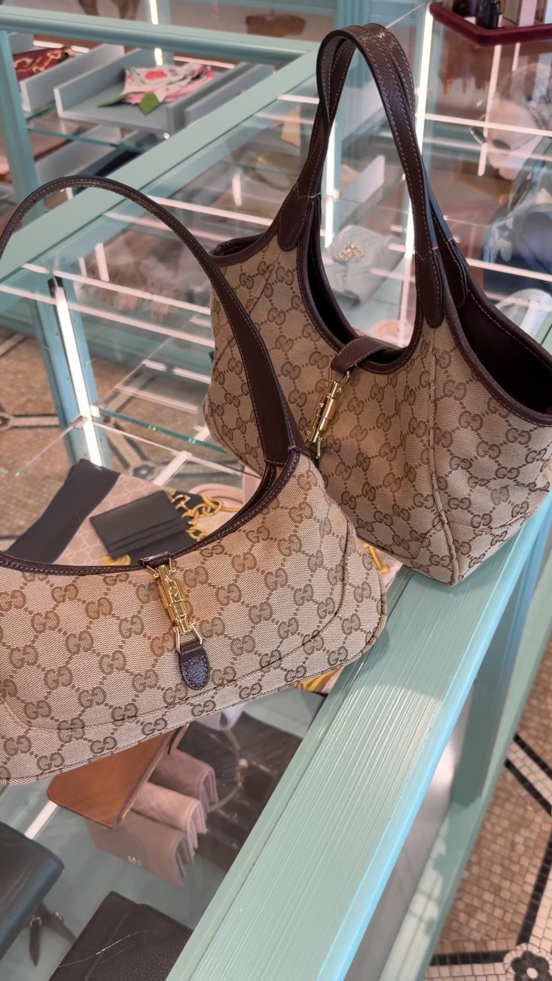 Gucci shoulder bag 💼 