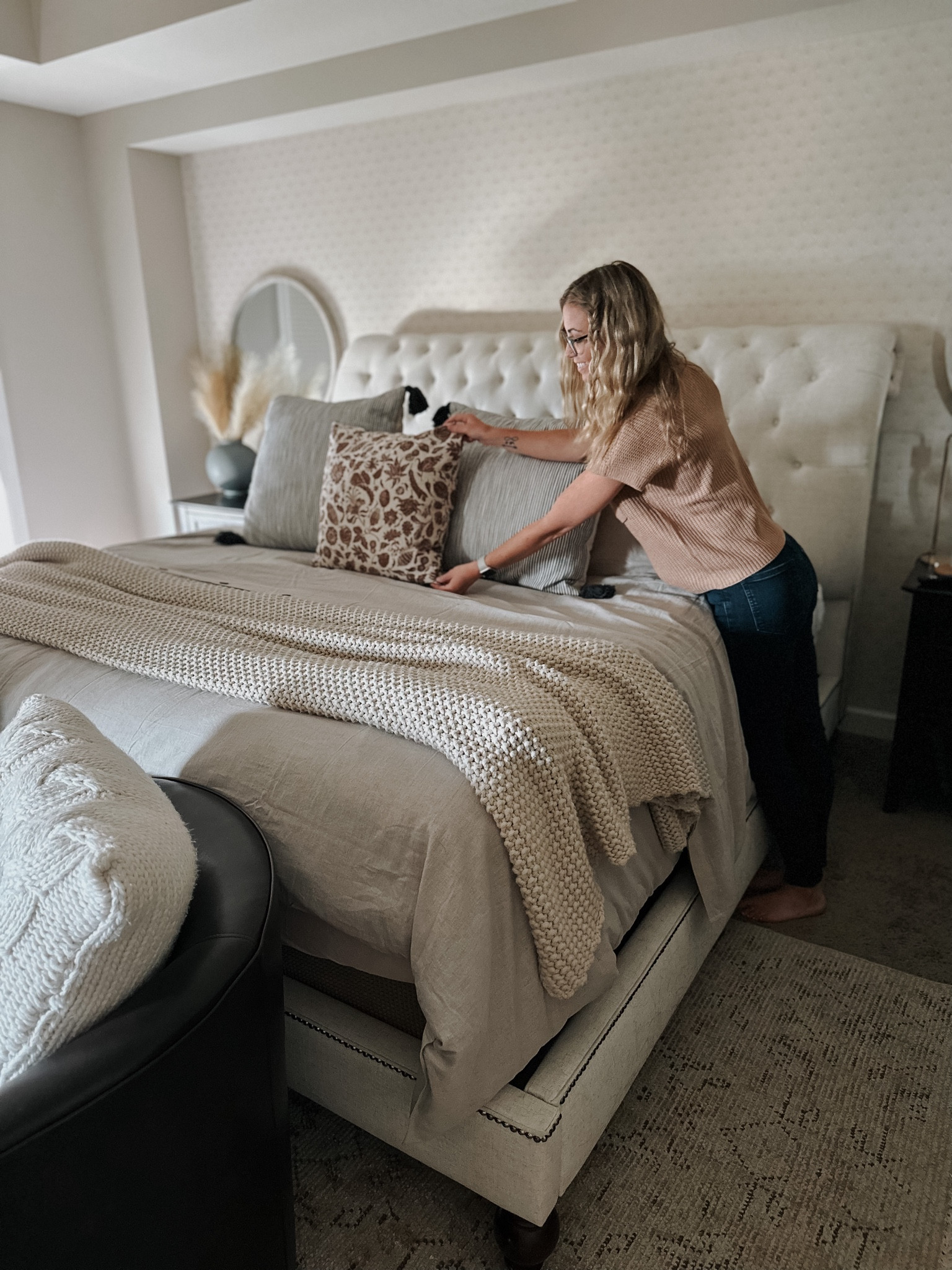 A curated collection of my bedroom furniture & decor. 




#LTKFindsUnder100 #LTKHome #LTKStyleTip