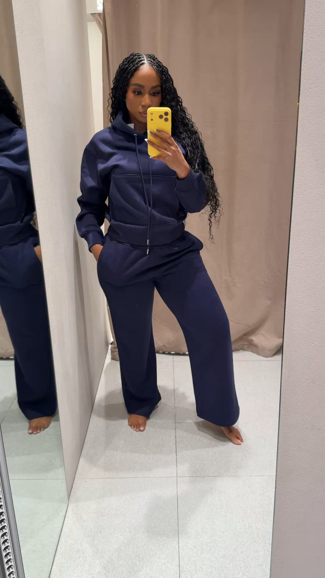 Basic essential sweatsuit! Comes in multiple colors!