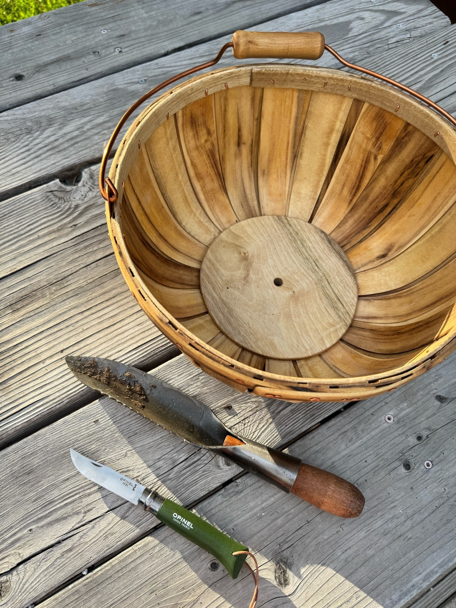 Three East Fork pieces I know I'll be reaching for again and again. 
The Myrtlewood Basket is as beautiful as it is functional, the Folding Lanyard Knife is perfect for harvesting flowers and garden tasks, and the Forged Hori Hori Trowel is a total workhorse for planting and digging. Thoughtfully made, timeless, and built to last—these are the kinds of tools that make time in the garden even more enjoyable.
Linked here if you've been looking for high-quality garden essentials! #ltkgarden

#LTKSeasonal #LTKHome