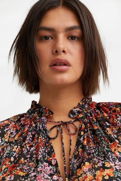 Blouse with Tie Detail | H&M (US + CA)
