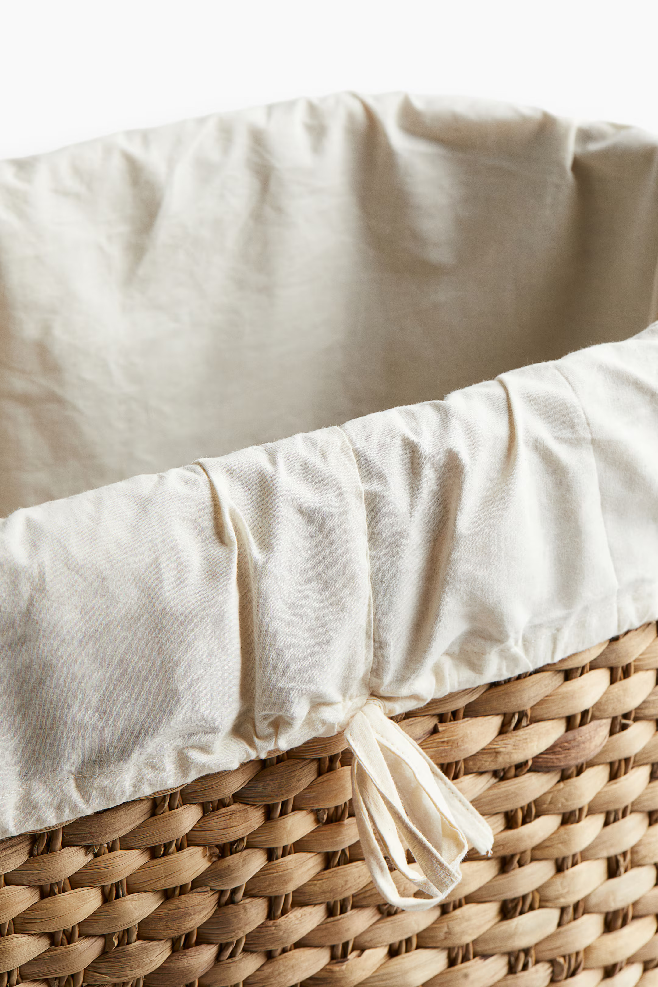 Straw Laundry Basket | H&M (US + CA)