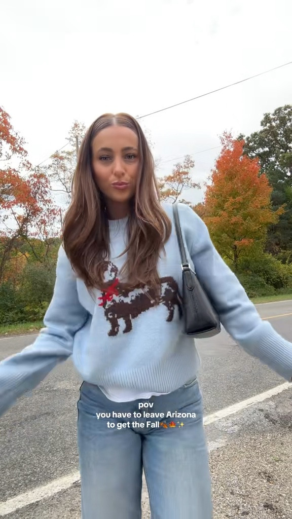 Perfect sweater & it’s actually so soft!!!!! 🩵🩵