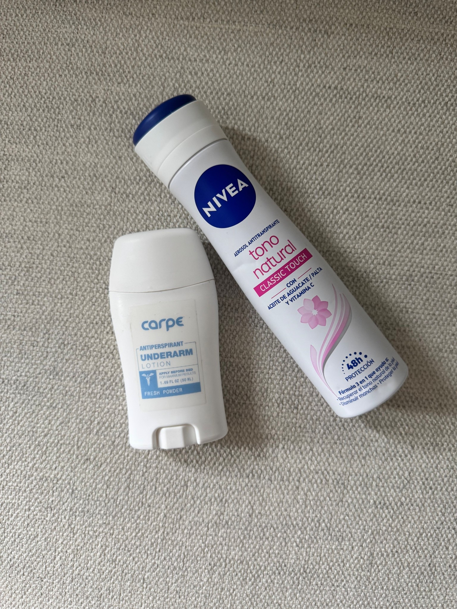 Desodorante carpe:
 combate la sudoración excesiva, ideal para hiperhidrosis.

Desodorante Nívea: ayuda a recuperar el tono natural de la piel, con vitamina C.