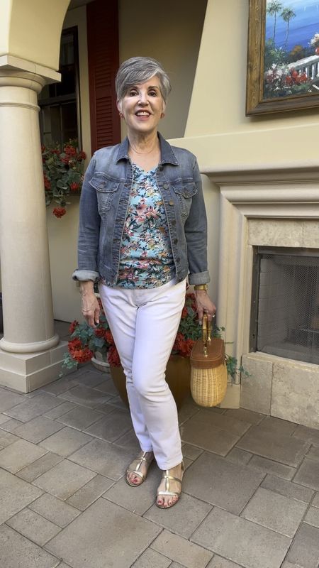 Really cute casual look! White jeans (6) and a tee (6) with a Kut from the Kloth jean jacket (6). J McLaughlin bag
#casualspringlooks
#brunchlooks
#ltkstyletip

#LTKunder50 #LTKSeasonal #LTKitbag