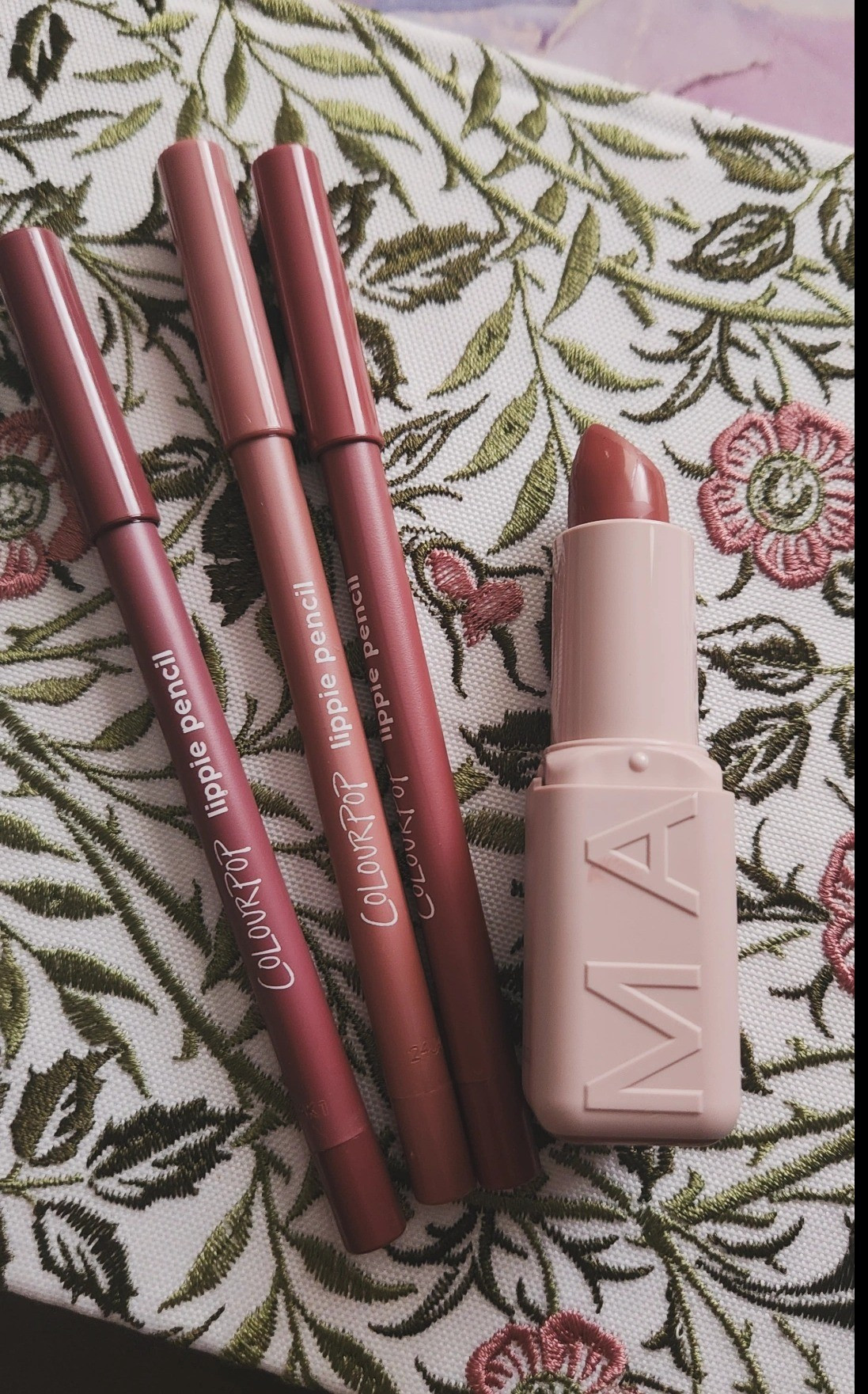 Been loving the new lipstick from Maybelline that is infused with serum! So smooth and buttery, amazing color choices as well! 😍 #lipstick #Maybelline #makeup 

#LTKValentine #LTKBeauty #LTKgrwm