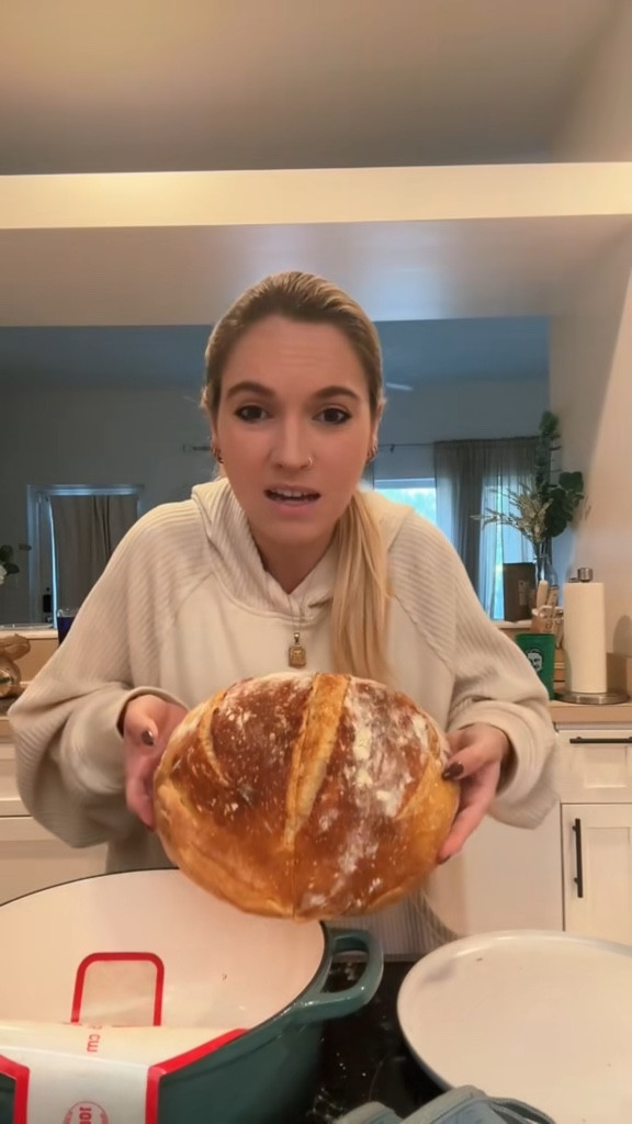 Make a less than perfect but still delicious sourdough with me! Linking my outfit and everything I use to make my bread! 

#LTKdayinmylife #LTKfoodie #LTKvlog