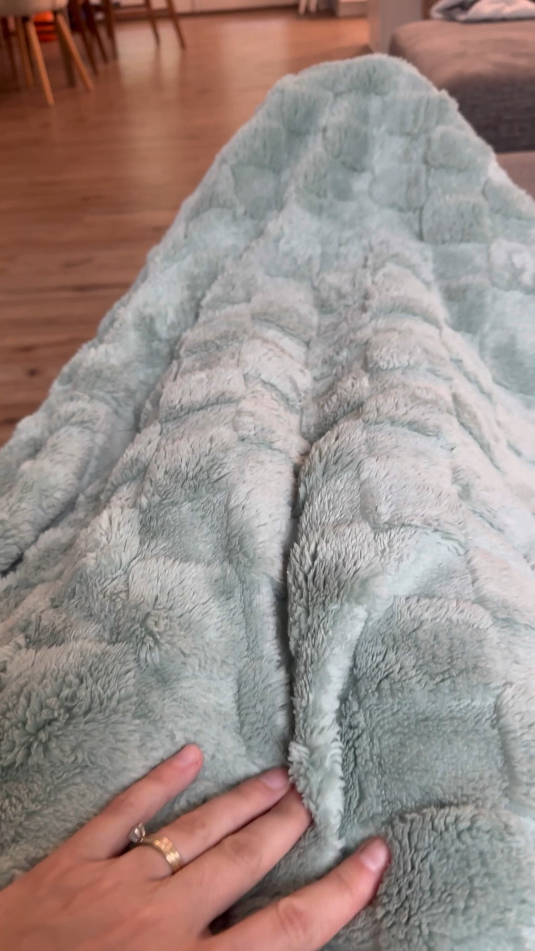 This Viral Throw Blanket is the perfect gift idea under $15 

#LTKFallSale #LTKHome #LTKFindsUnder50