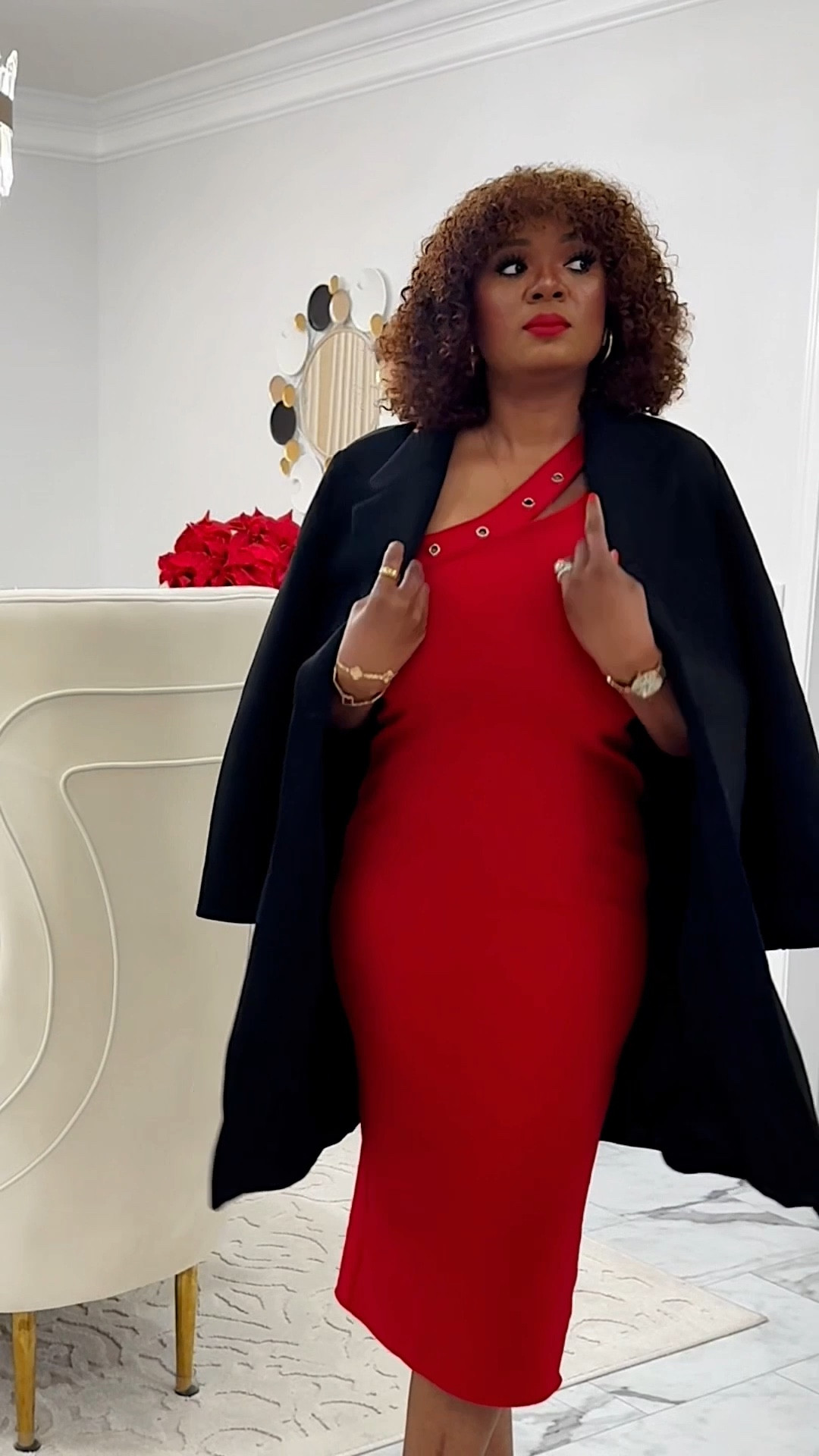 Zara Black Friday deals. Up to 40% OFF 🙌 This coat is the perfect fit for a dress up or dress down look. The hoody and cuffs are removable making it a great transitional coat.

#LTKHoliday #LTKFindsUnder100 #LTKCyberWeek