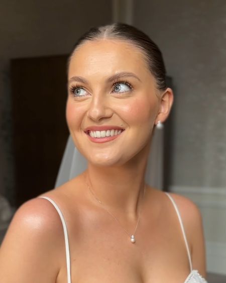 Shop the look!
My beautiful bride Megan looked absolute perfection…here’s everything I used to create this look.

#LTKshop #LTKbride #LTKgift #LTKmakeup

#LTKwedding #LTKbeauty