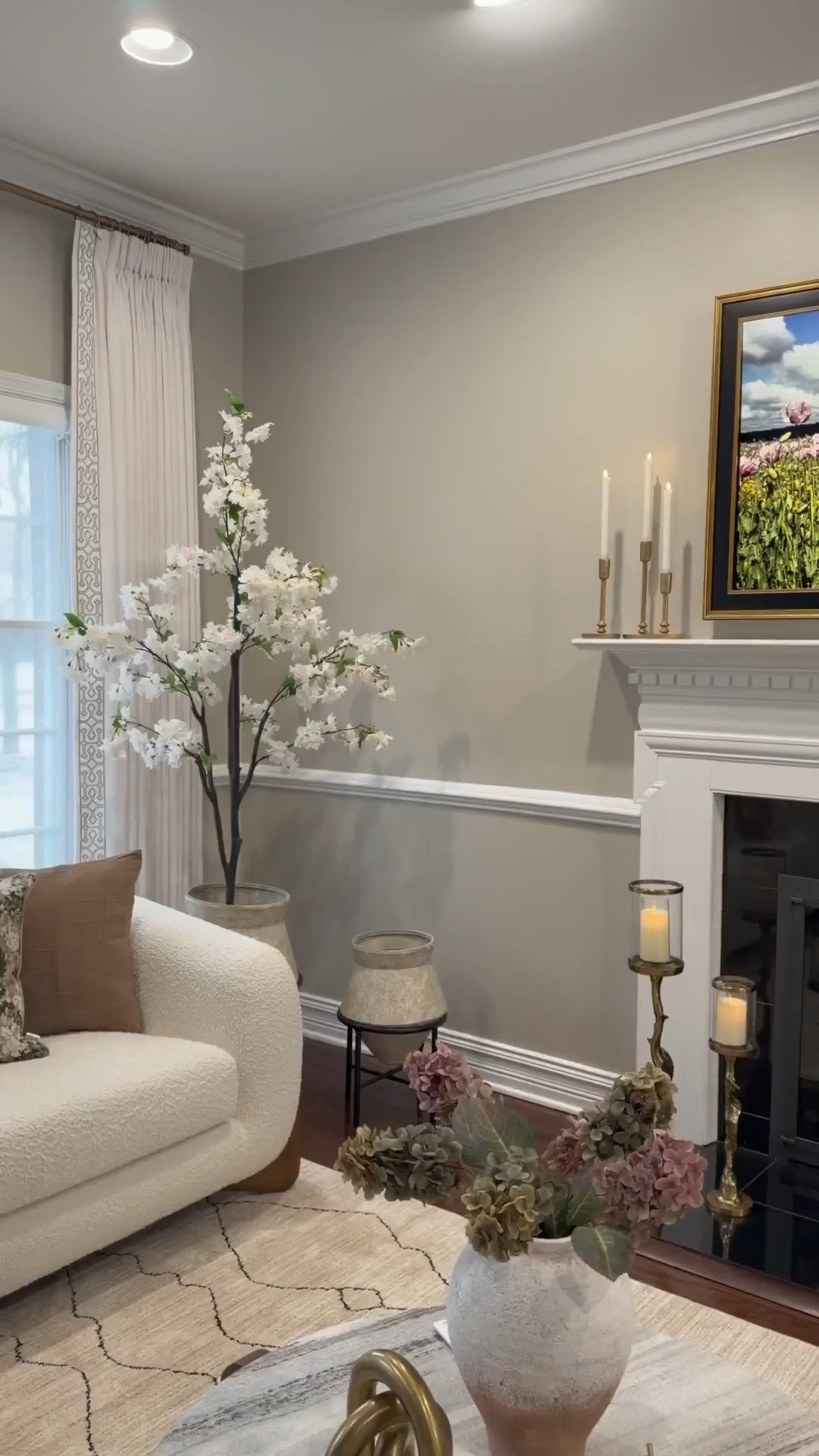 Spring called… Wayfair answered 🌸 #Ad #WayfairPartner
After the longest winter, I’m so ready for spring! Wayfair makes it so easy to refresh your space with beautiful florals, furniture, rugs, and lighting; all in one place. A few simple updates can completely change the mood of a room! @Wayfair  #Wayfair @shop.ltk #ltkit #liketkit

https://liketk.it/6drjR

#LTKdayinmylife
