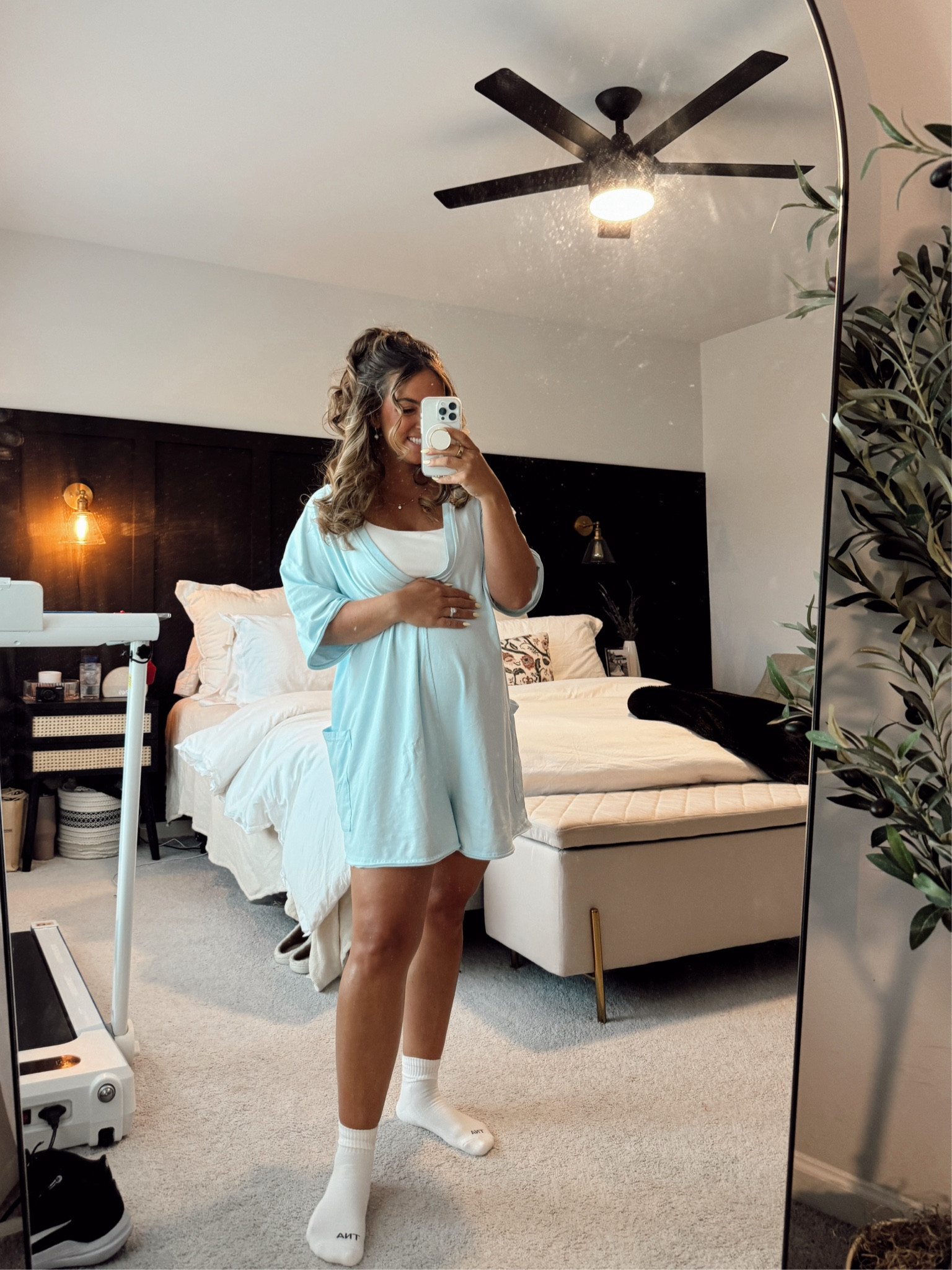 Free People romper! Fits oversized! Wearing a medium. Also linking the Amazon version