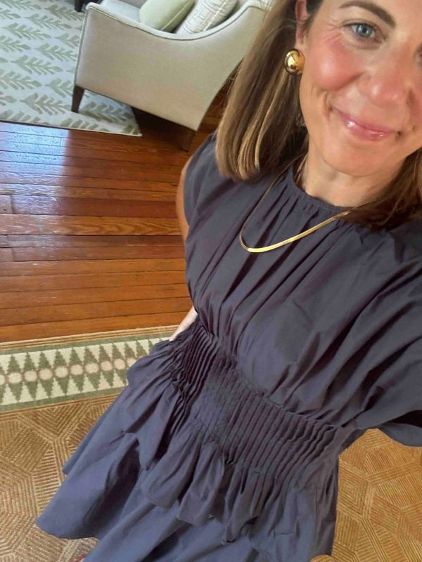 Summer-to-fall dressing, but make it effortless. This flowy navy dress is light enough for warm days, while the rich color and cinched waist already feel like a little nod to fall. Add simple gold jewelry and you have an easy, polished look that can carry you straight into the next season. 🍂💙✨

#SummerToFallStyle #TransitionalStyle #FallOutfitIdeas #SummerOutfit #NavyDress #MidiDress #CasualChicStyle #ClassicStyle 

 #LTKootd