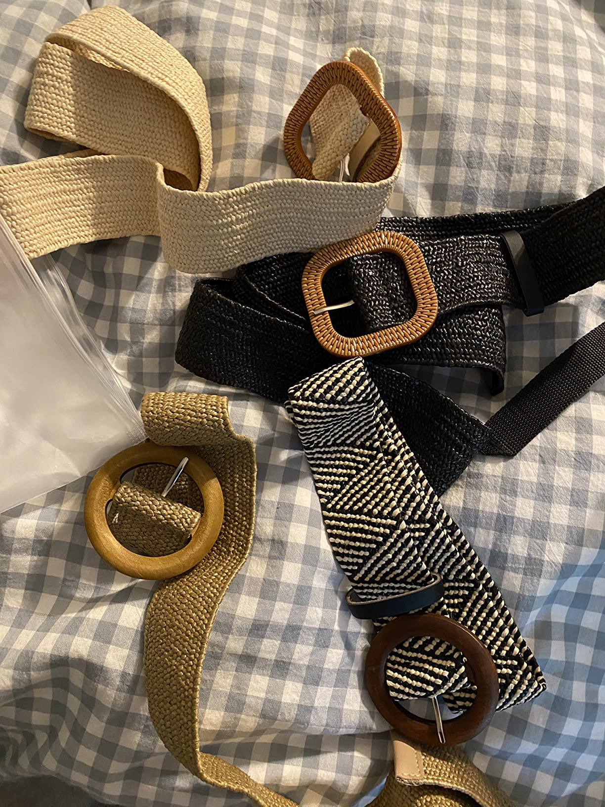 VONMELLI 4 Pack Straw Woven Elastic Stretch Waist Belt Fashion Boho Dress Braided Belts for Women | Amazon (US)