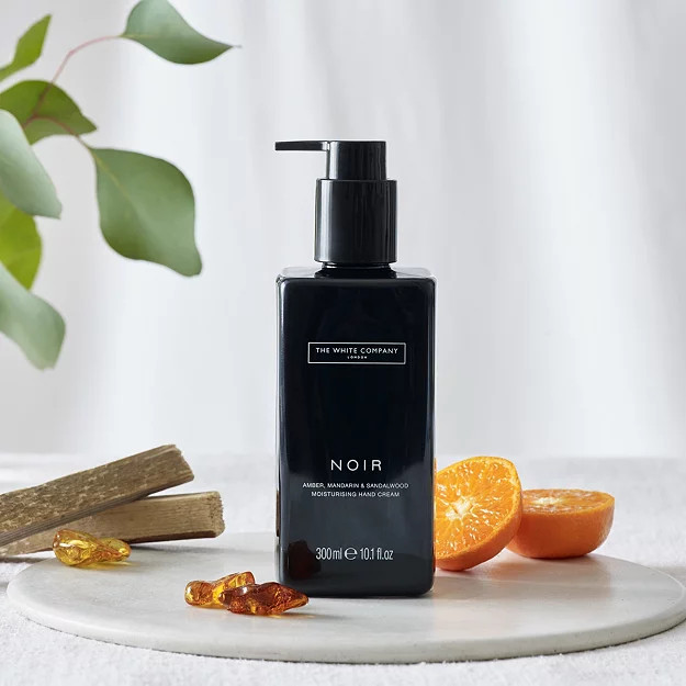 Noir Moisturizing Hand Cream | The White Company (US & CA)
