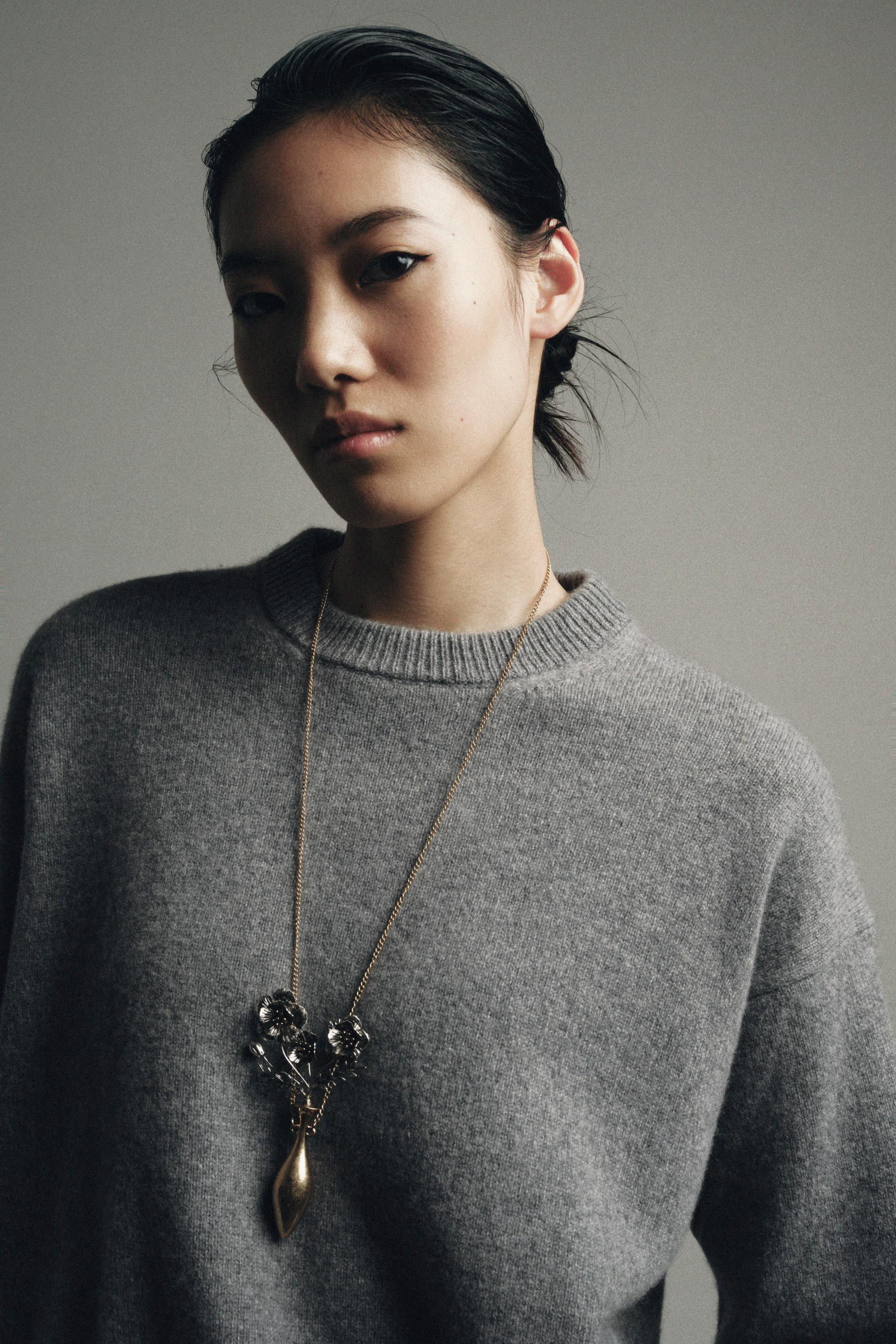 METAL FLOWER NECKLACE | Zara UK