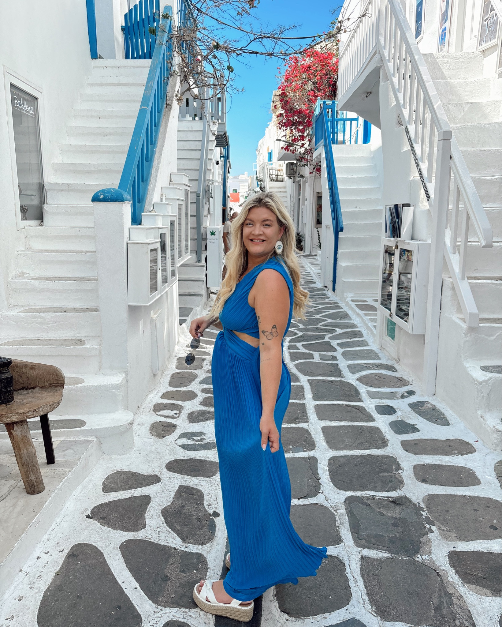 Mykonos midsize outfit - blue pleated maxi dress

Wearing a size 12 

#LTKmidsize #LTKeurope #LTKsummer