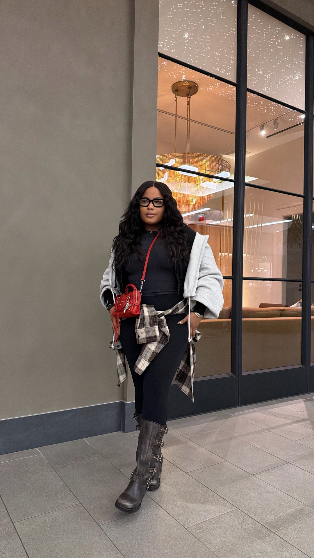 The perfect cute & casual outfit for running errands! Top: size medium, leggings: size medium. 

#LTKMidsize #LTKPetite #LTKootd