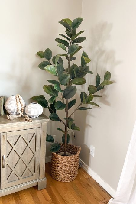 Corner styling 
Living room 
Dining room
Faux tree 
Hearth and hand tree
Tree baskets 
Affordable home decor 
Target style 
Modern Farmhouse 

#LTKunder100 #LTKstyletip #LTKhome