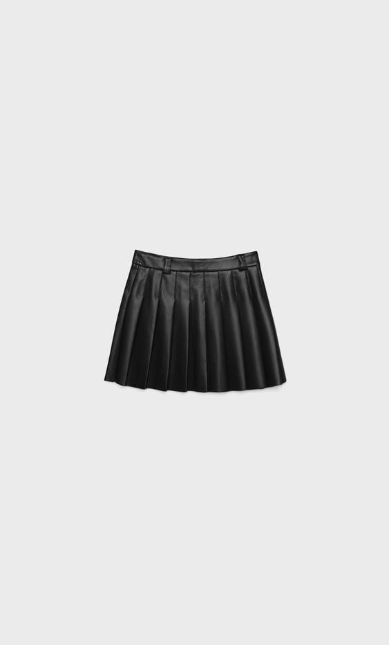 Faux leather box pleat mini skirt - Women's fashion | Stradivarius United Kingdom | Stradivarius (UK)