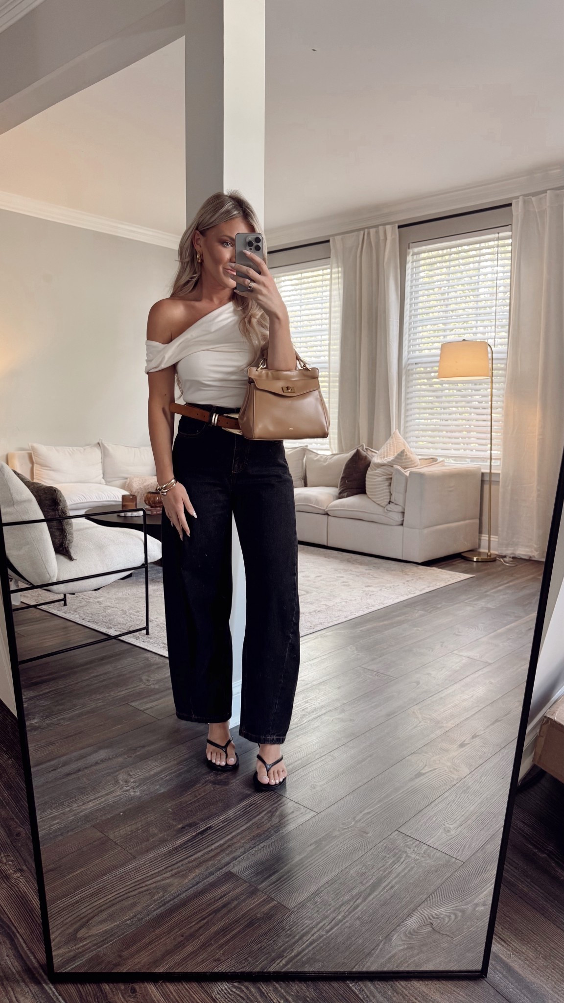 Casual ootd for a fall day when it’s still hot! Wear fall colors but still dress for the weather. Bag is on major sale! It’s adorable!

#LTKSaleAlert #LTKSeasonal #LTKItBag