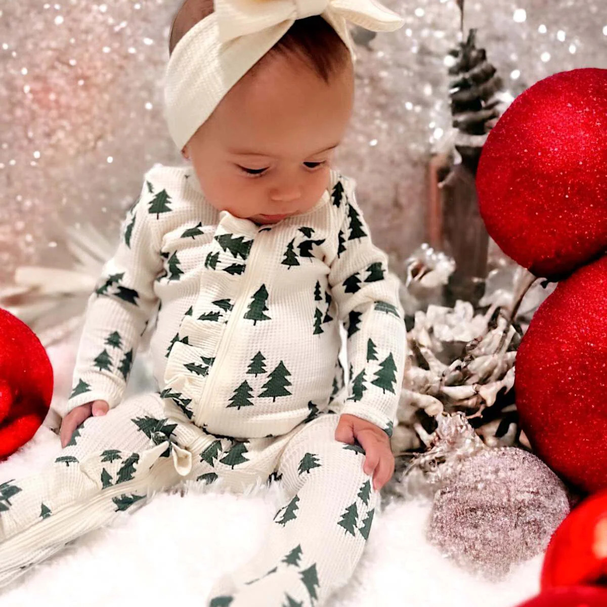 Organic Waffle Ruffle Zip Footie, Forest Green Trees | SpearmintLOVE