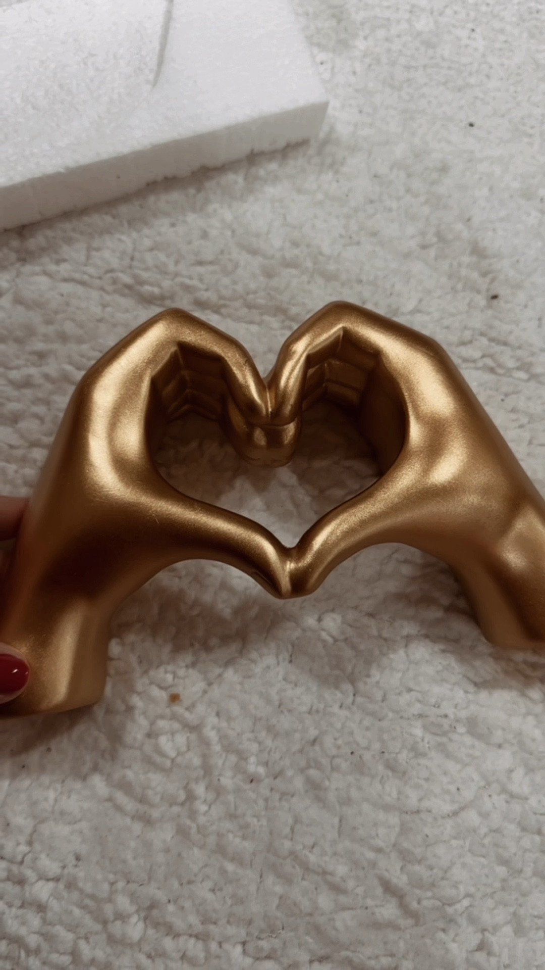I am loving this heart sculpture for my Valentine’s day entry way table! I love the modern twist and golden color  🤌🏼

#LTKHome #LTKFindsUnder50
