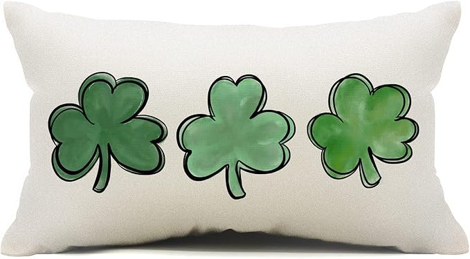 DFXSZ St Patricks Day Pillow Covers 12x20 Lucky Clover Throw Pillow Clover Cushion Case Decoratio... | Amazon (US)