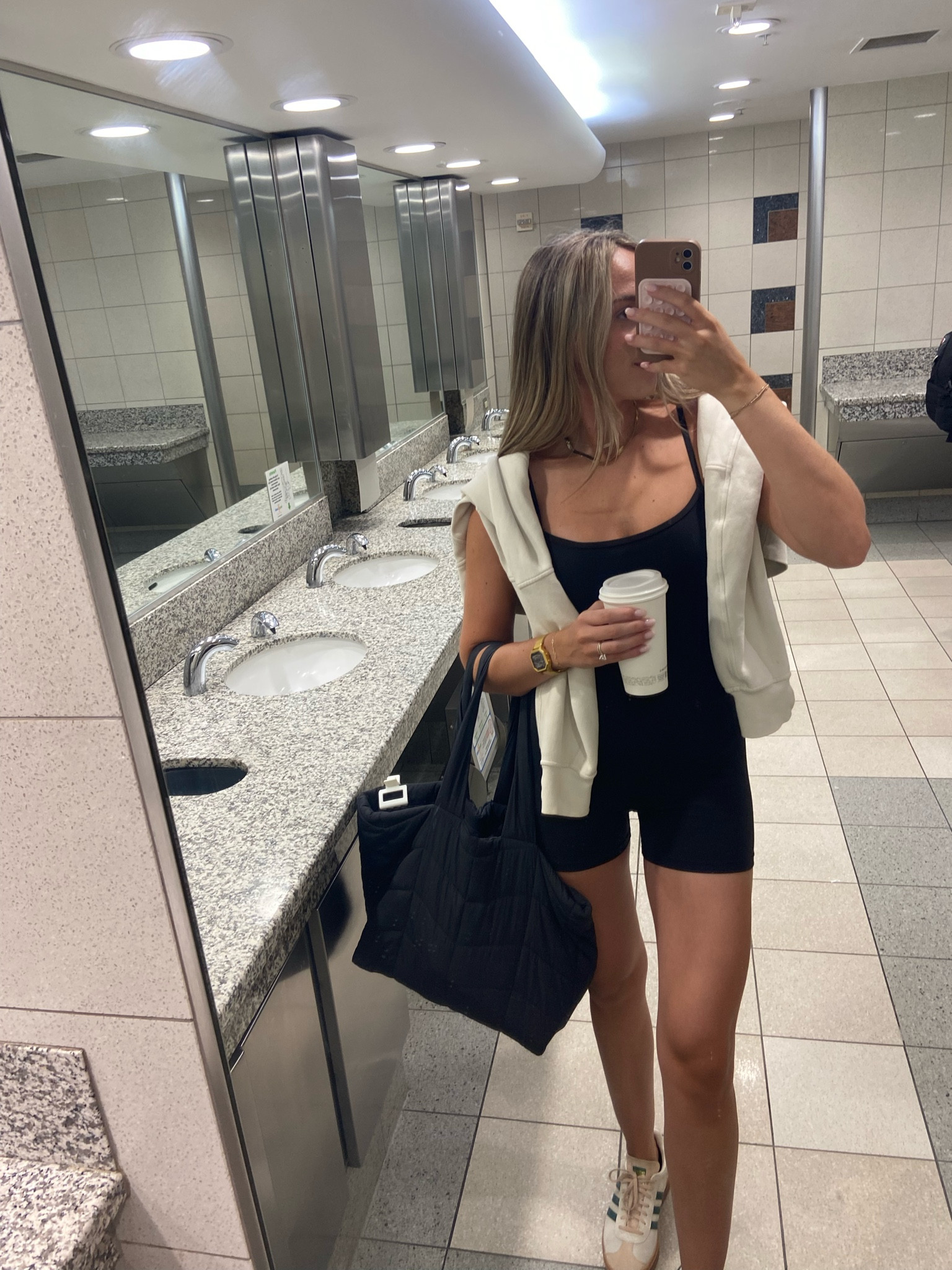 ✈️✈️✈️ travel ootd! 

#LTKStyleTip #LTKActive #LTKTravel