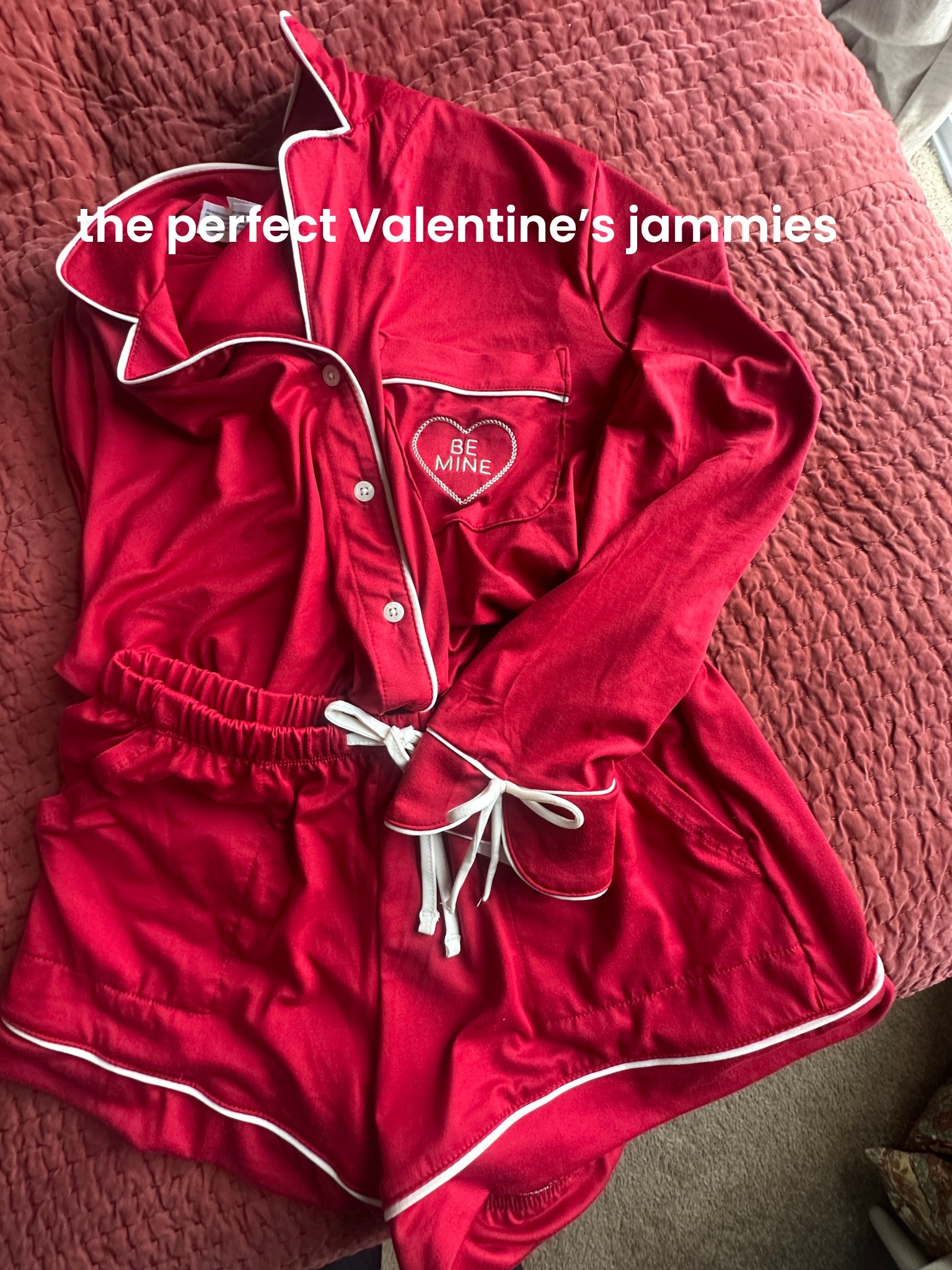 so comfy and the bows at end of sleeves are perfection 

#LTKgrwm #LTKValentine #LTKdayinmylife