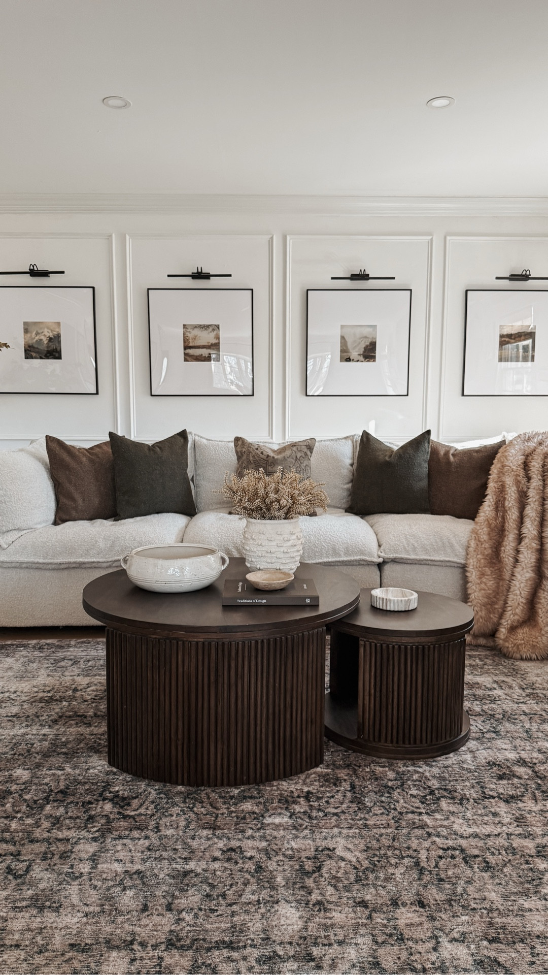 Earthy pillow covers and living room decor 🤎

Shown in moss green and brown. 20” x 20” pillows + 22” insert



#LTKHome #LTKvlog #LTKSaleAlert