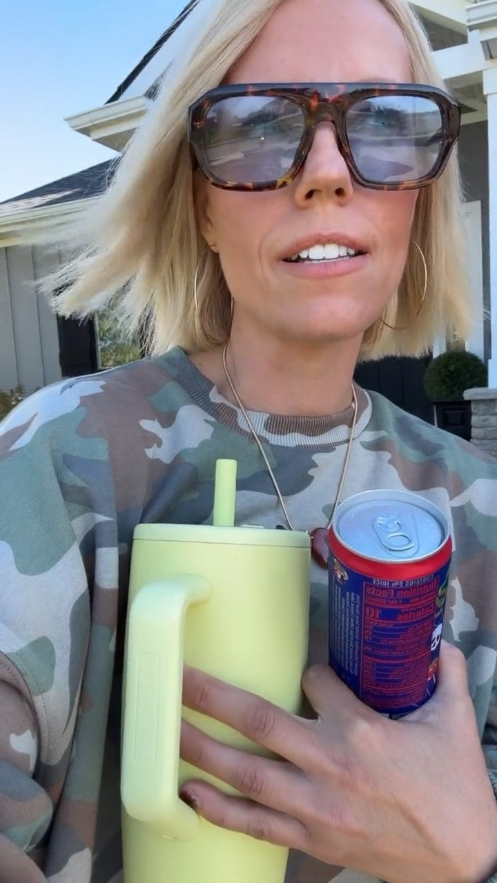 My tumbler is 20% off and comes in lots of fun colors!!! It’s leakproof and one of my favs!!