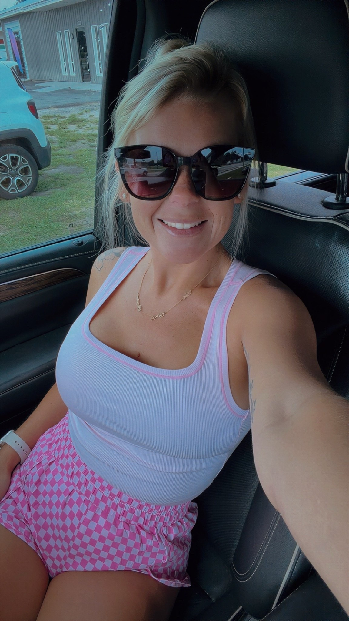 Wearing a small in the tank and shorts 💕