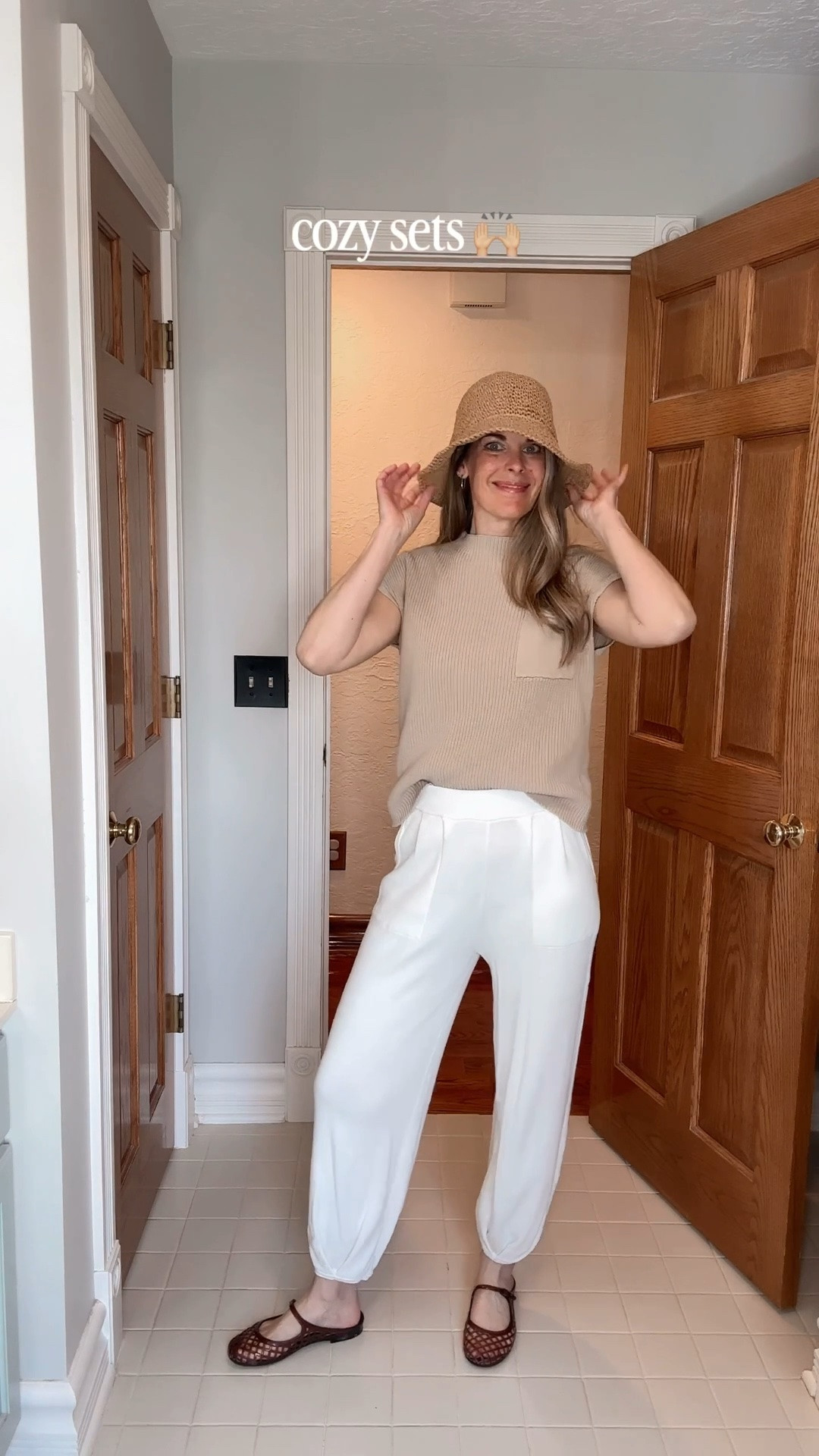 If you’re still living in leggings… this is your sign to switch it up 🤍

These pieces are my go-to alternative when I want the same comfort as leggings, but an outfit that feels more styled and intentional. Easy, wearable, and perfect for everyday life—school runs, errands, coffee dates, all of it.

I’ve linked everything on my LTK so you can shop the exact pieces and recreate the look effortlessly 🤍

#LTKootd #LTKgrwm #LTKmomlife