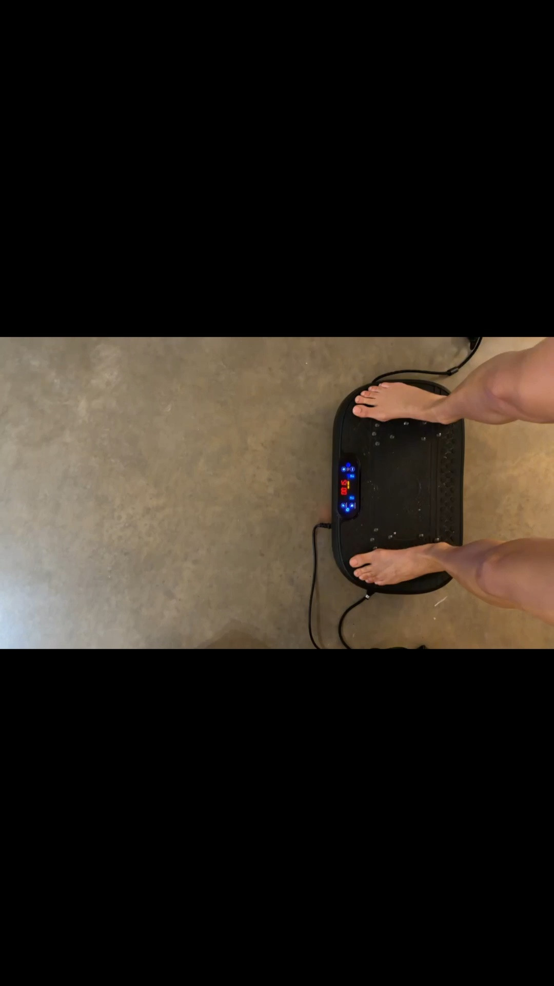 The best thing ever!! Vibration plate multitasking at its finest! Marinating in tan, drinking a tea ☕️